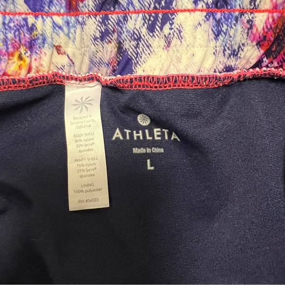ATHLETA HYPERSONIC PETAL SHORT size Large running track shorts - Picture 9 of 9